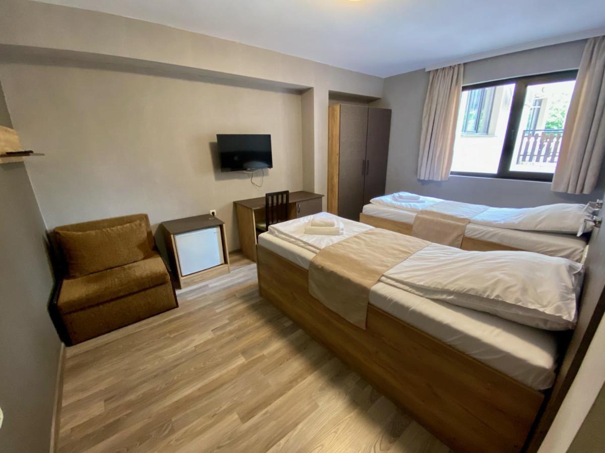 Tryavna Lake Hotel & Spa Ngoại thất bức ảnh