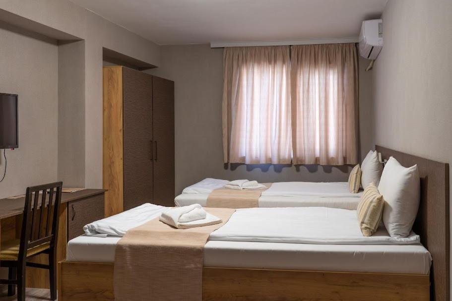 Tryavna Lake Hotel & Spa Ngoại thất bức ảnh