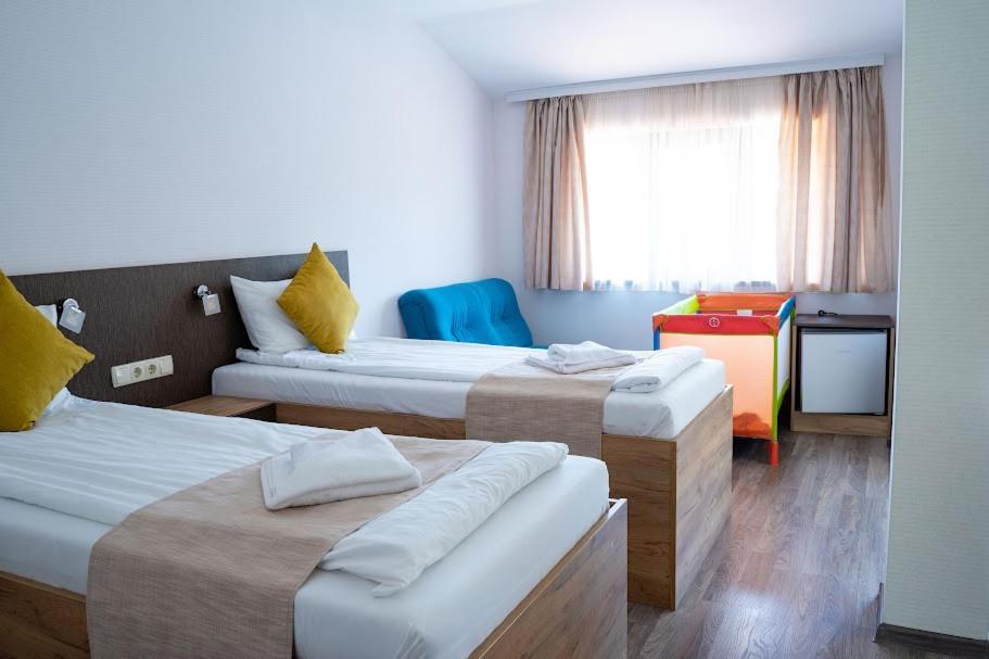 Tryavna Lake Hotel & Spa Ngoại thất bức ảnh