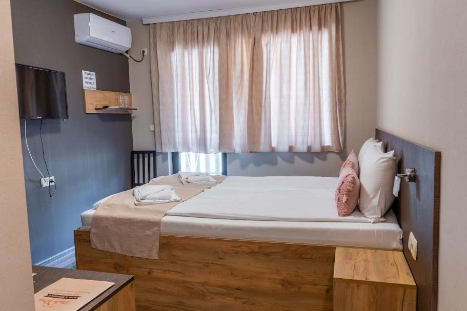 Tryavna Lake Hotel & Spa Ngoại thất bức ảnh